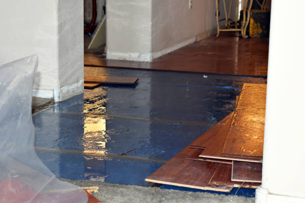Professional Water Damage Restoration technician working in Mulhall, OK
